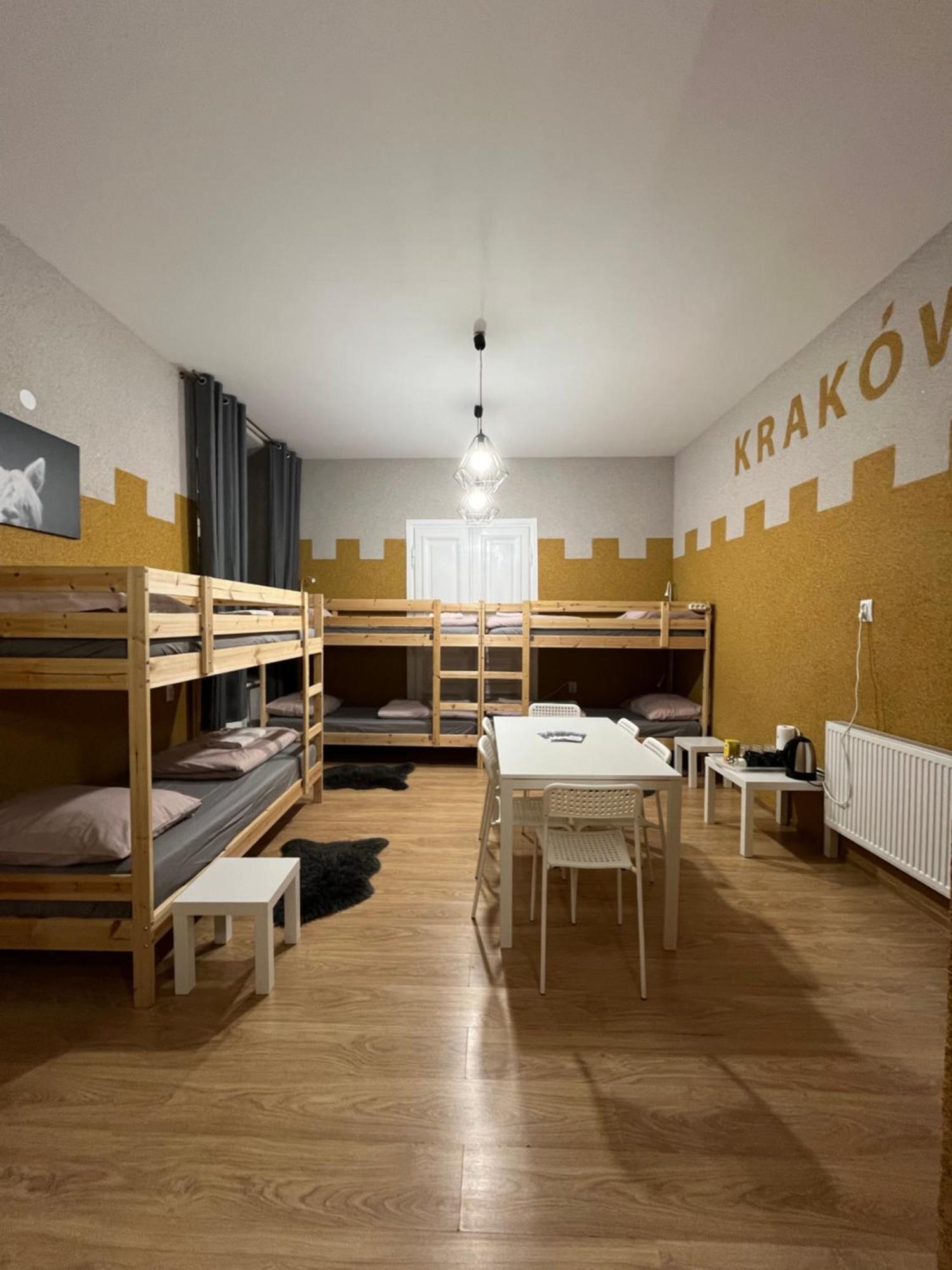 Girls Hostal *